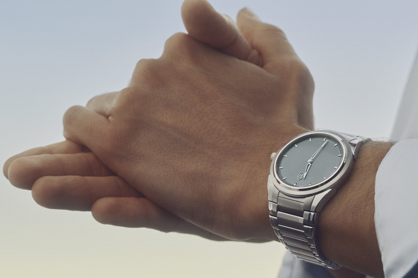 パルミジャーニ フルリエがアガベ・ブルー ダイヤルの「トンダ PF マイクロローター」を2種発表~ステンレススティール& ローズゴールド、ふたつの解釈。ひとつの哲学