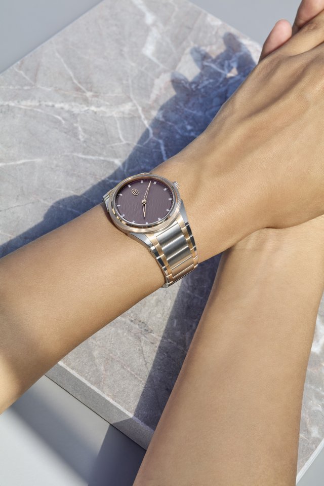 パルミジャーニ・フルリエより「トンダ PF オートマティック」最新モデル発表~現代的なエレガンスと洗練された個性を完璧に体現