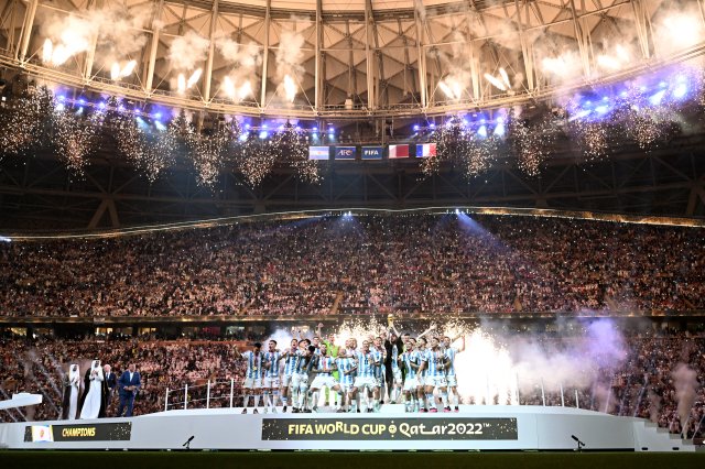 ウブロ、FIFA ワールドカップ 2022™ 優勝国の アルゼンチンを祝福