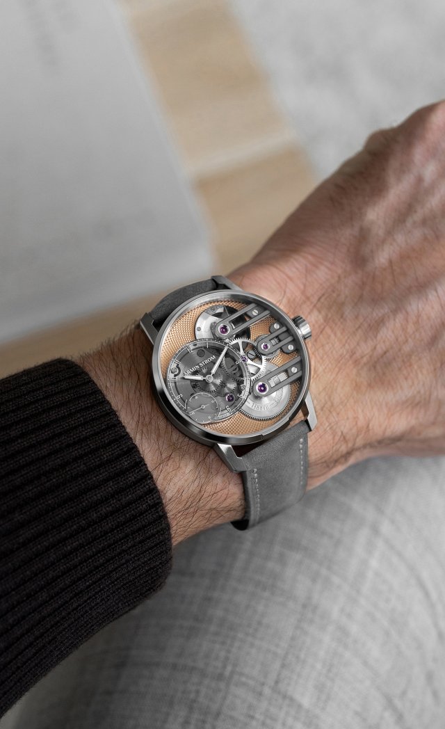 アーミン・シュトローム「A New Accent in the GEF Story」. グラヴィティ・イークォル・フォースの物語に加わる、新たなアクセント