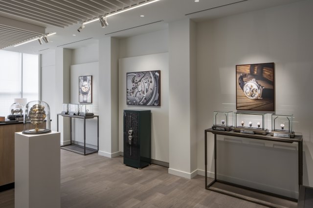 ショパール共同社長ショイフレ氏も来日し、独立系の希少モデル・ギャラリー「ART in TIME」の東京銀座にオープンを祝福～誕生の地 モナコに続く新たな時計文化との出会いを提供
