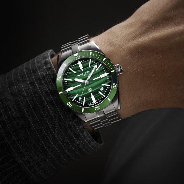 ファーブル・ルーバ「ディープレイダー・ルネサンス」にメテオライト& マラカイトの新作～ブランド288年の歴史上で初の貴石ダイヤル