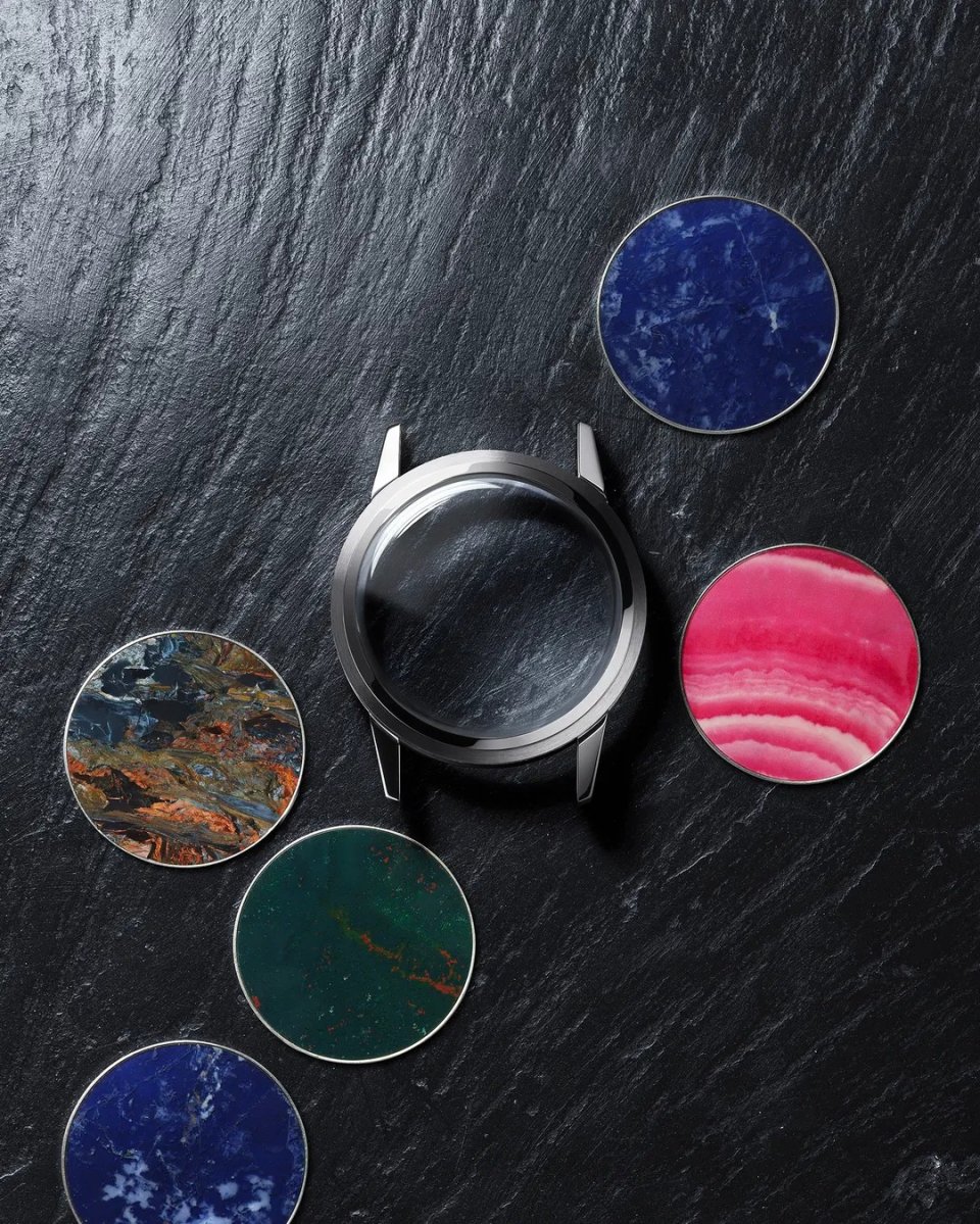 BALTIC(バルチック)」から 千年の時が宿る天然石の文字盤 採用の