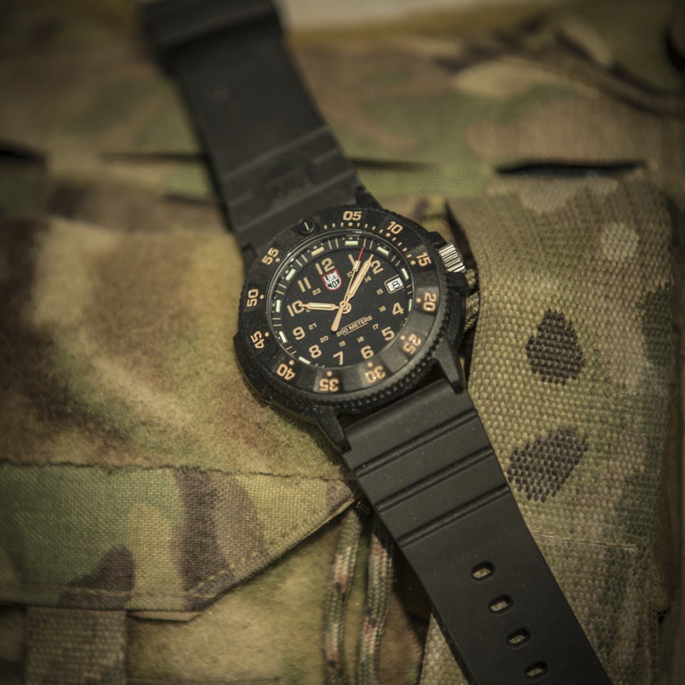 美品】 Luminox Ref.3001 Blackout | www.fleettracktz.com