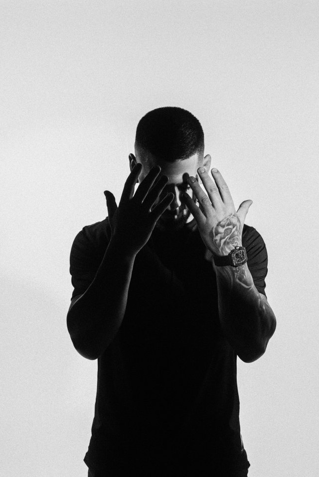 リシャール・ミル ファミリーに、UFCフェザー級およびライト級の現王者 イリア・トプリアが参加