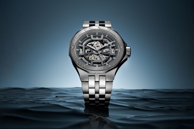 エドックスから、ダマスカス鋼ベゼルが海の鼓動を映す「デルフィン オリジナル メカノ」の世界300本限定モデル発売