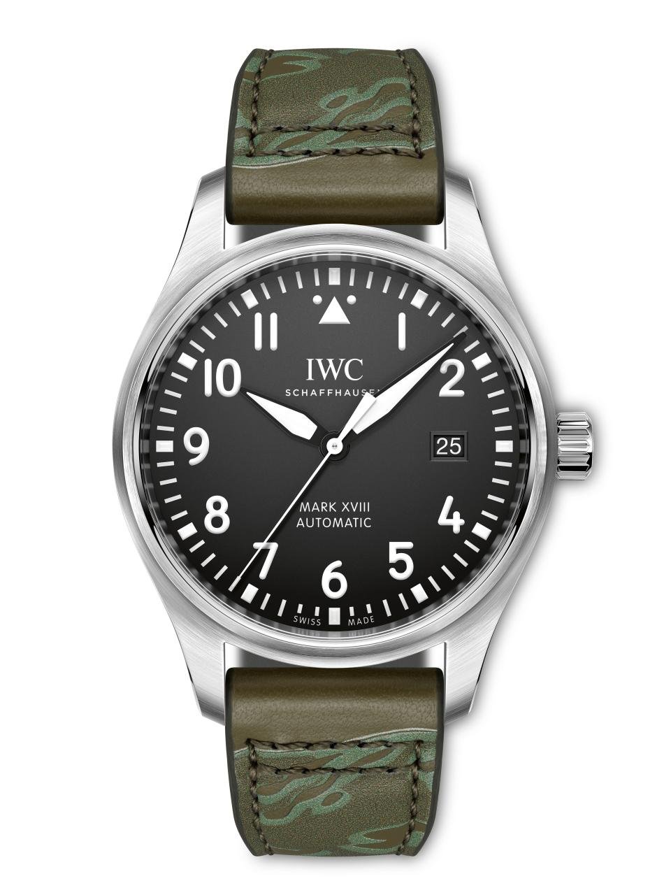 IWCのための 特別限定版ウォッチ・ストラップ・セットをシンガポールのストリートウェア・デザイナー、 マーク・オンが制作 | NEWS |  WatchMediaOnline(ウォッチ・メディア・オンライン) 時計情報サイト