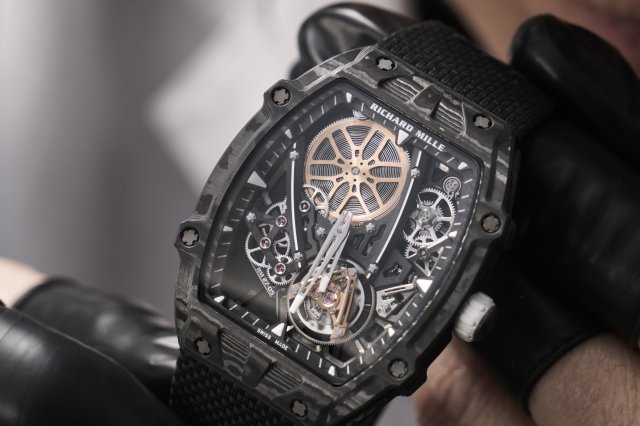 リシャール・ミル「RM 27-05 フライングトゥールビヨン ラファエル・ナダル」～ 時計史を飾ってきた 027シリーズの集大成