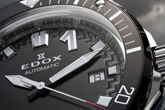 エドックスが「クロノオフショア1 ベゼルロック」の直径42mm・3針モデルを発売～プロ仕様のスペックを高次元で融合した新たなスタンダードダイバーズ