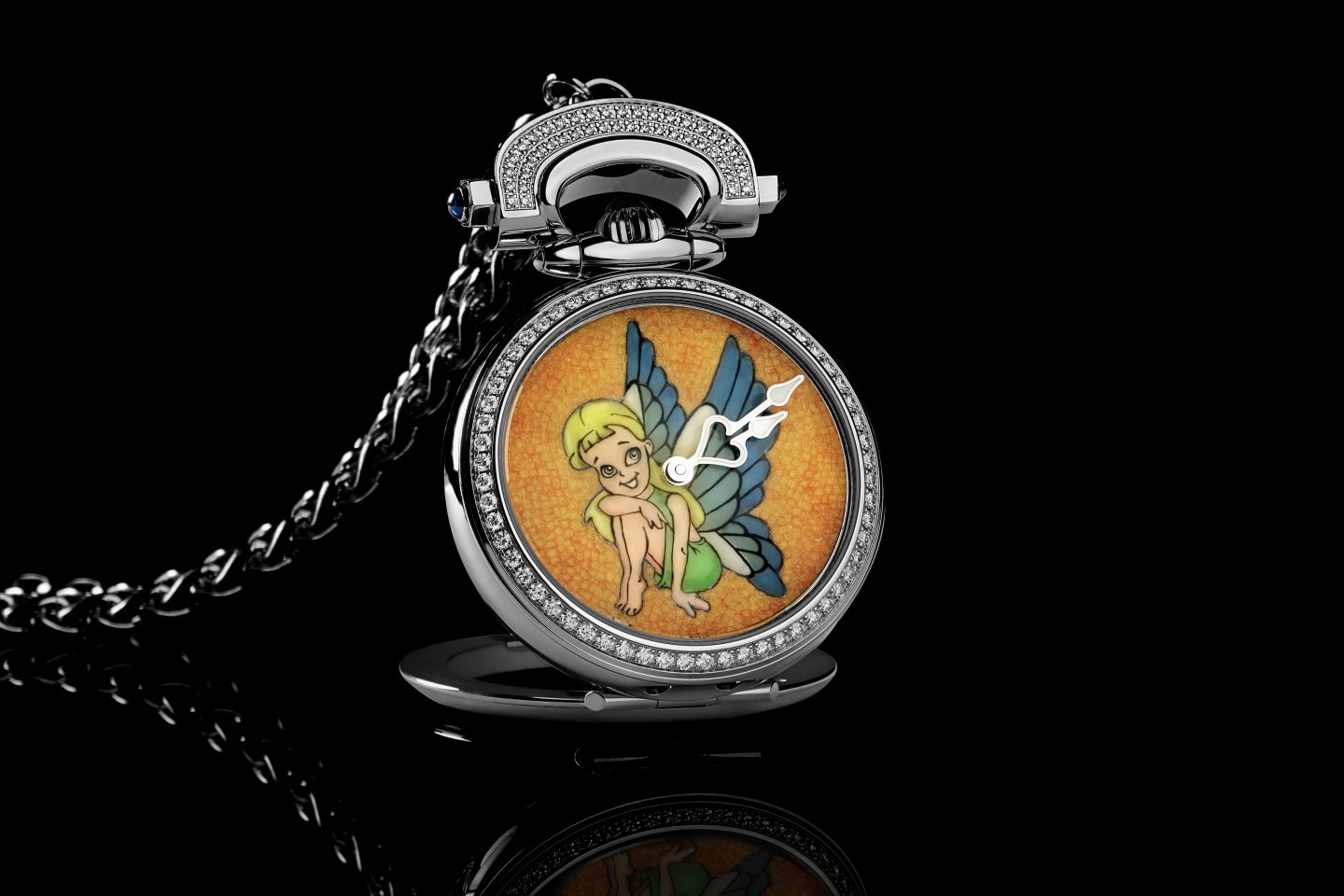 ボヴェのOnly Watch作品「Miss Audrey Sweet Fairy ONLY WATCH」～時計製造史上まだ一度も用いられていなかった全く新しい素材の文字盤を採用