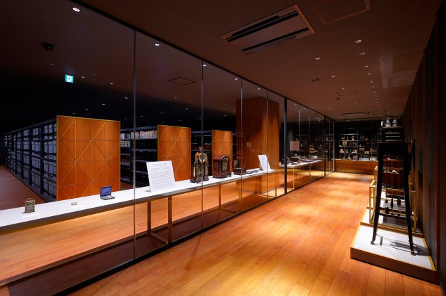 オートマタやオルゴールなど約350点を保有する"カラクリ”と”サウンド”の体験型ギャラリー「永守コレクションギャラリー」が3月7日京都・向日市にオープン