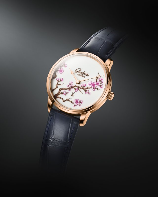 グラスヒュッテ・オリジナルがマイセンの磁器絵付けダイヤルを採用した セネタ・マイセン「Cherry Blossom」発表