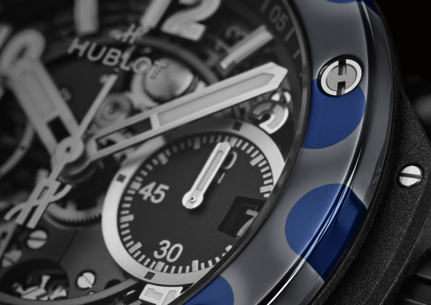 ウブロ、世界初のマルチカラーセラミックの時計「ビッグ・バン ウニコ マジックセラミック」を発表～世界初のマルチカラーセラミックの時計