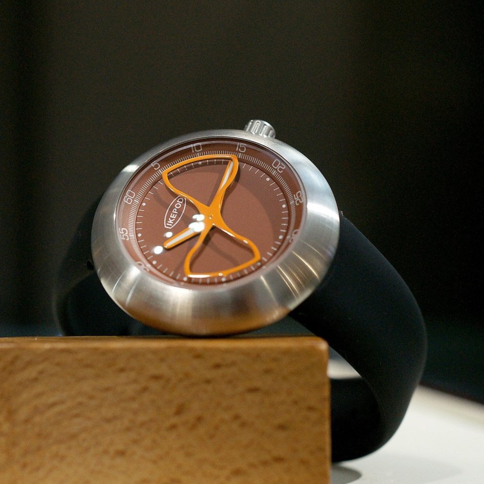 アイクポッド」からシリーズ最後となる限定モデル、「MEGAPOD HOUR