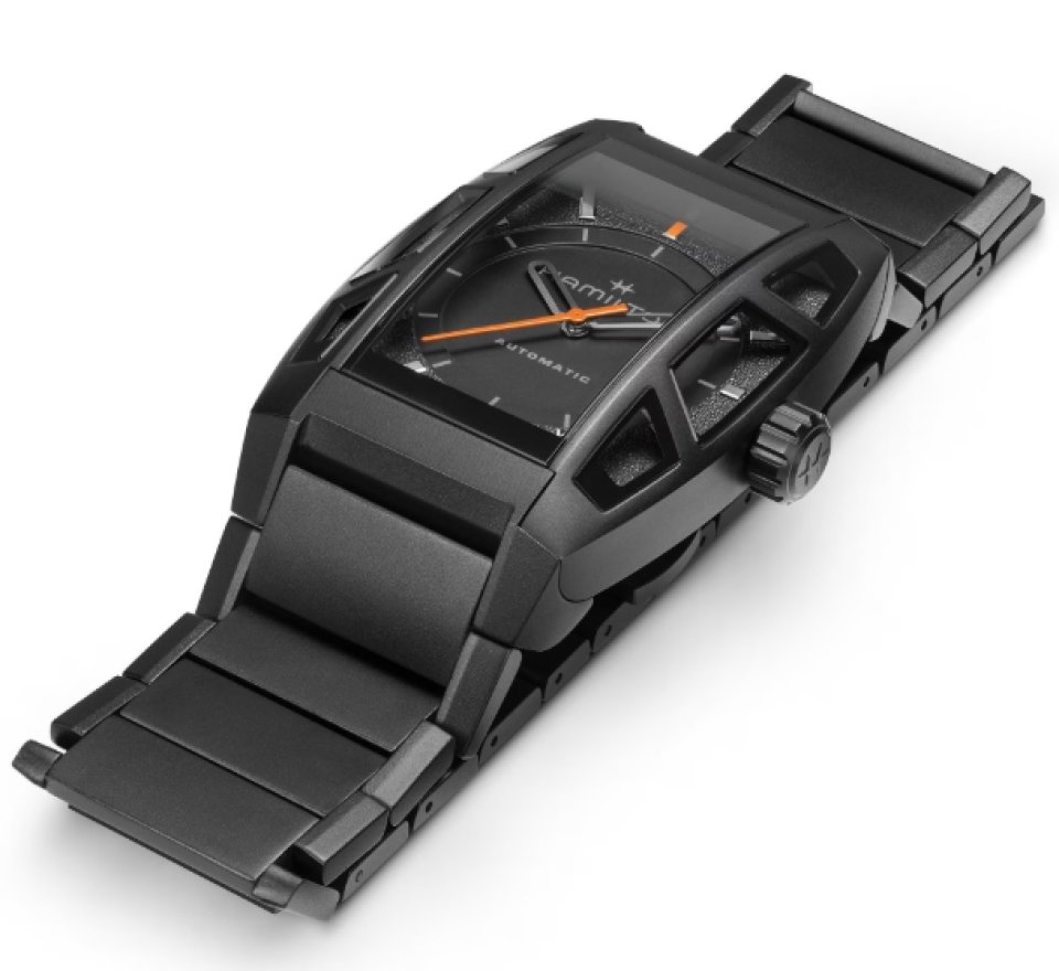 ハミルトンが「ボルトン デス・ストランディング2」の 発売記念