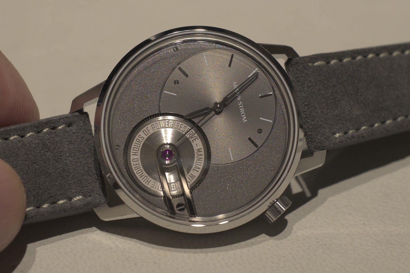 Armin Strom（アーミン・シュトローム）、新作Tribute 1（トリビュート1）を発表 高級時計におけるドレスウォッチをモダンに解釈＋実機写真