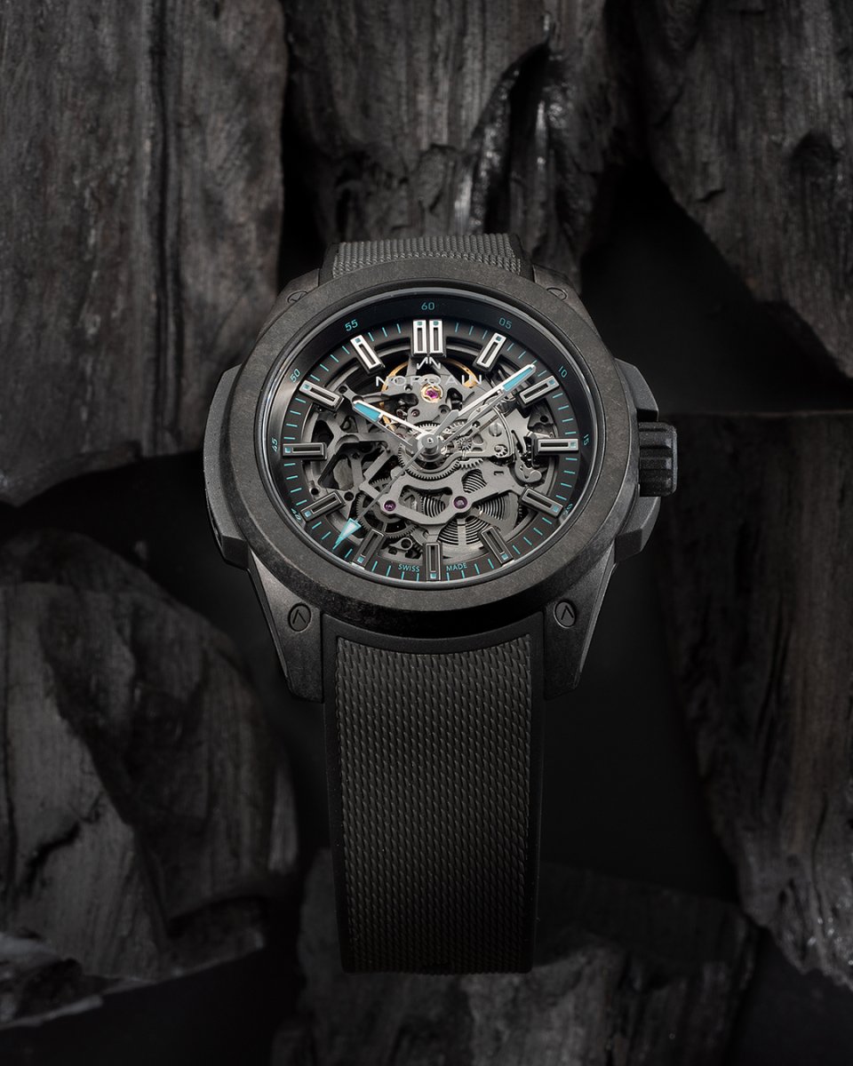 ノルケインが日本限定の「ワイルドワン スケルトン JP 42MM」を発表