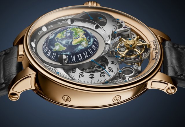BOVET の天文時計 『Récital 22 Grand Récital』が2018 Grand Prix d' Horlogerie de Genève の最優秀賞を受賞