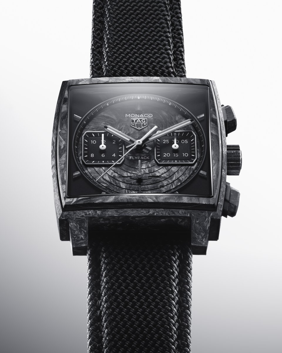 タグ・ホイヤーが最先端カーボン技術により切り拓く、アヴァンギャルド