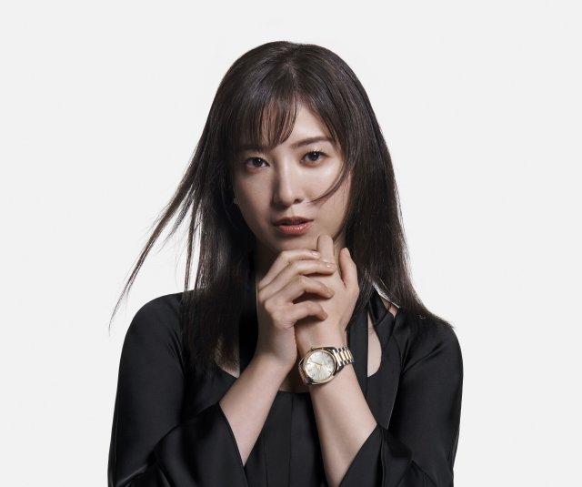 オメガ ファミリーに女優の吉高由里子さんが仲間入り～3つのレディースウォッチを着用