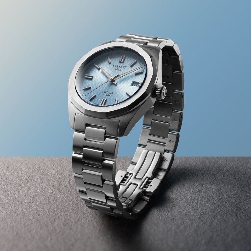 ティソの「PRC 100 ソーラー」コレクションに、ケース径34mm の「PRC