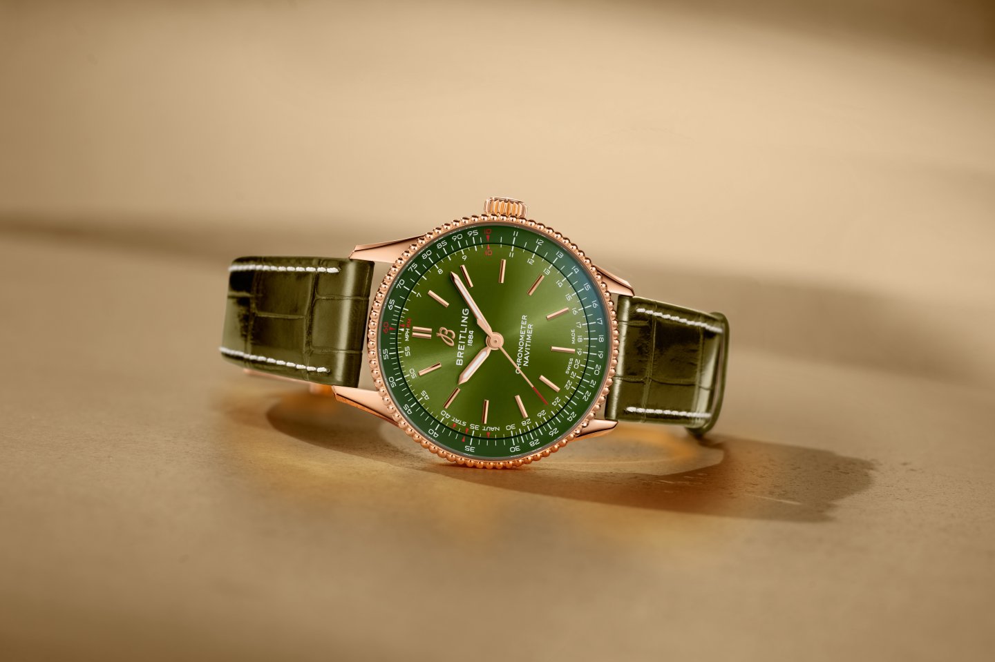 ブライトリング、ホリデーシーズンに向けた 