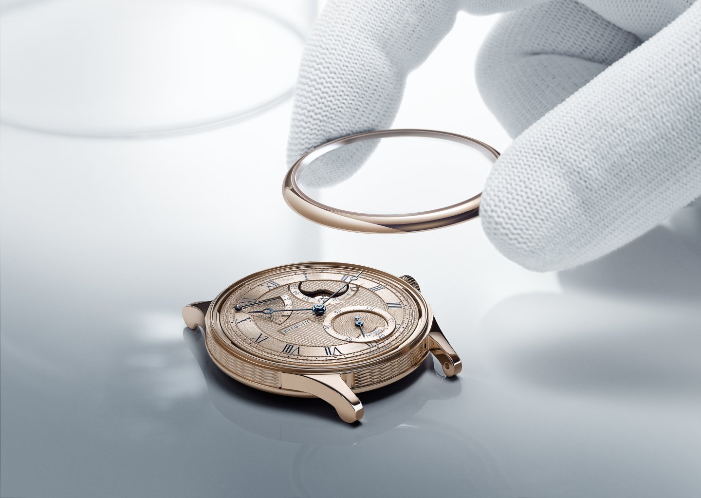 ブレゲ250周年記念モデル「クラシック 7235」250本限定～1794年の歴史的複雑時計「No.5」から想を得たブレゲ・デザインコードの源