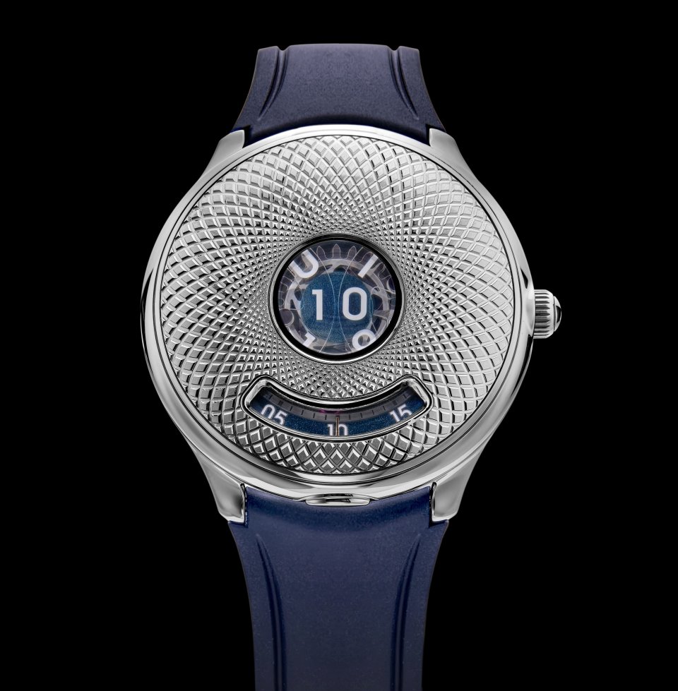 チャペックがブランド再生10周年の節目を象徴するキャリバー10.1搭載