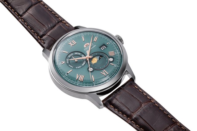 オリエント(Orient)から、グリーンとネイビーダイヤルの『オリエント バンビーノ サンアンドムーン』新色登場～