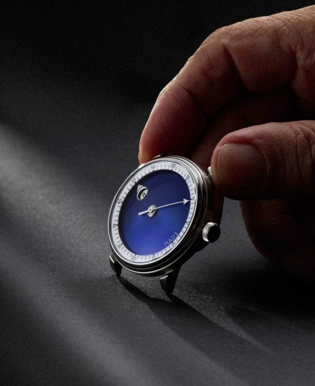 MB&F、M.A.D.Editions 第三章として ヴィンセント・カラブレーゼによる「M.A.D.3 VINCENT CALABRESE」を発表