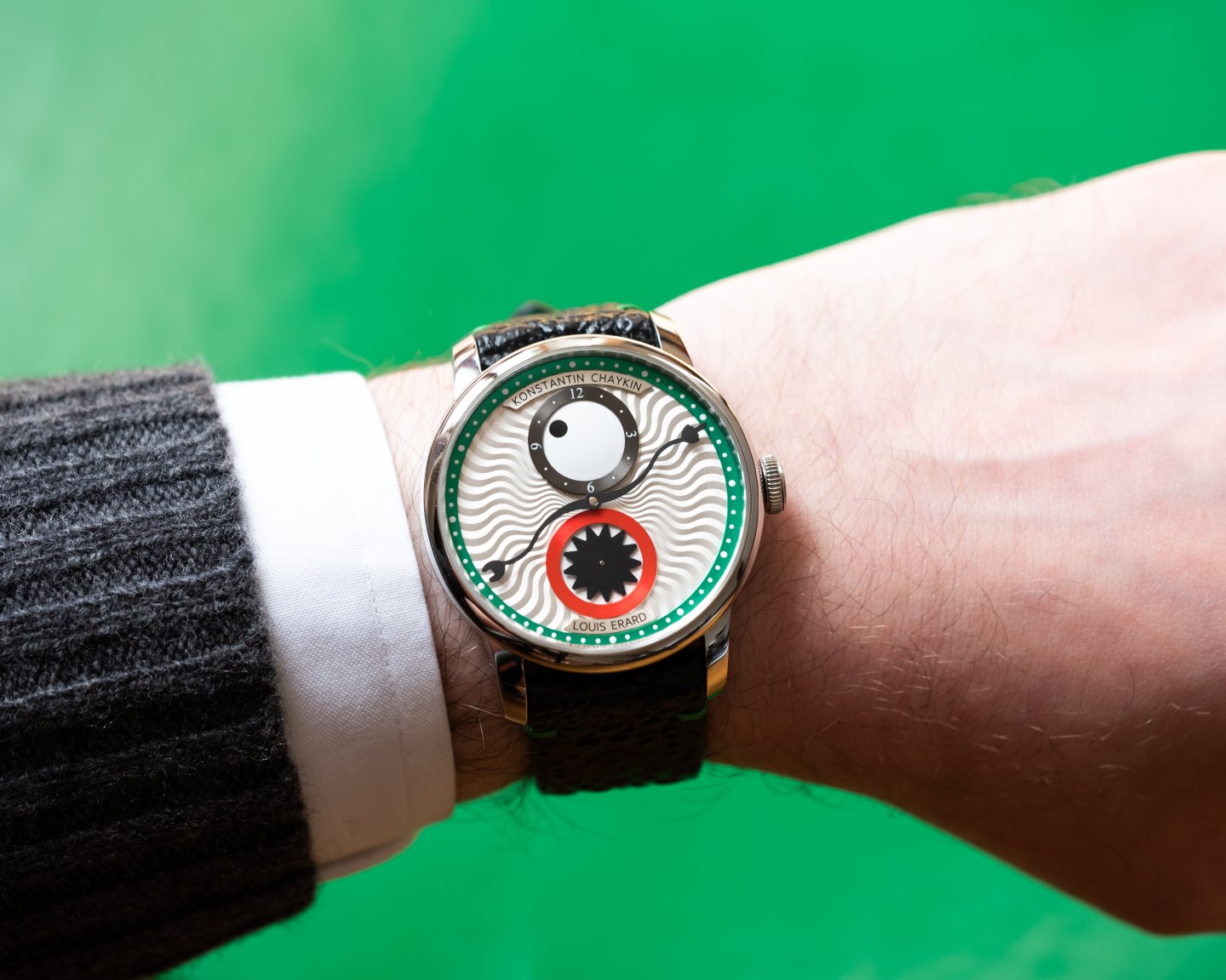 ルイ・エラール(Louis Erard)が エクセレンスシリーズの新作となる、独立時計師コンスタンチン・チャイキンとのコラボレーションモデルを発表。