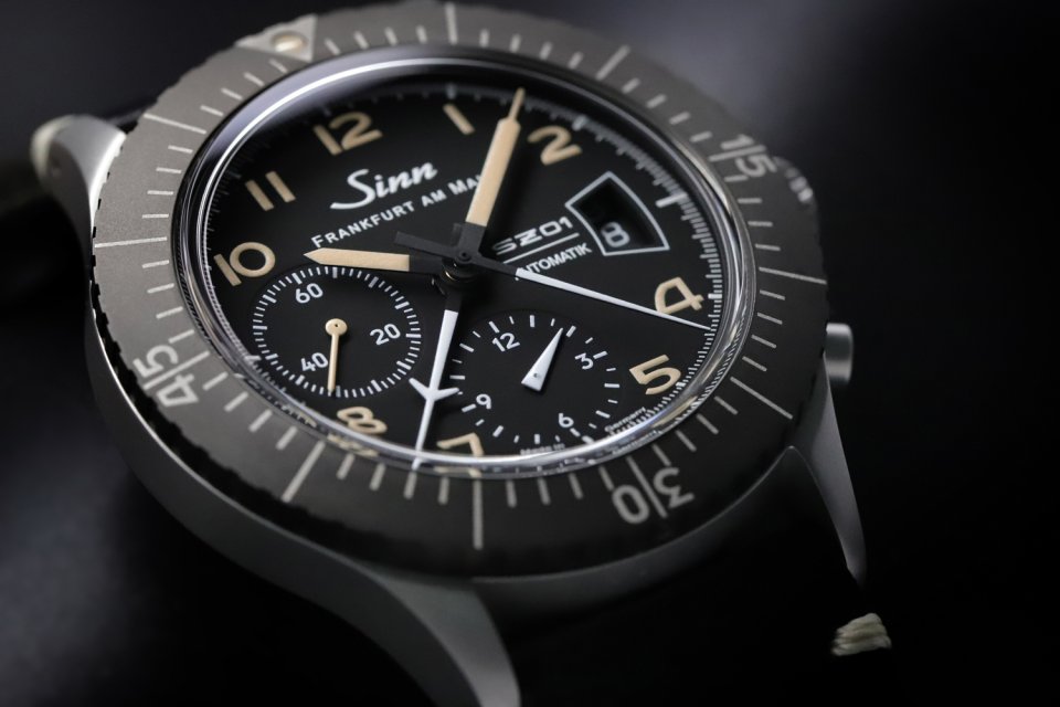 Sinn(ジン）が ヒストリカルな新作「156.1シリーズ」を発売～インハウス クロノグラフ・ムーブメントSZ01搭載パイロット・クロノグラフ |  NEWS | WatchMediaOnline(ウォッチ・メディア・オンライン) 時計情報サイト