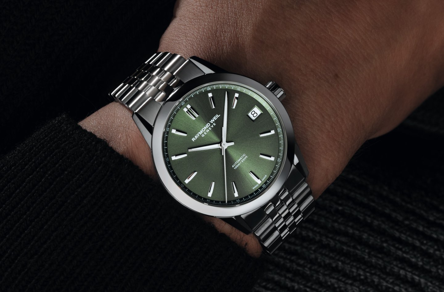レイモンド ウェイル新作「フリーランサー デイト」～理想的なプロポーションの3針ドレススポーツウォッチ