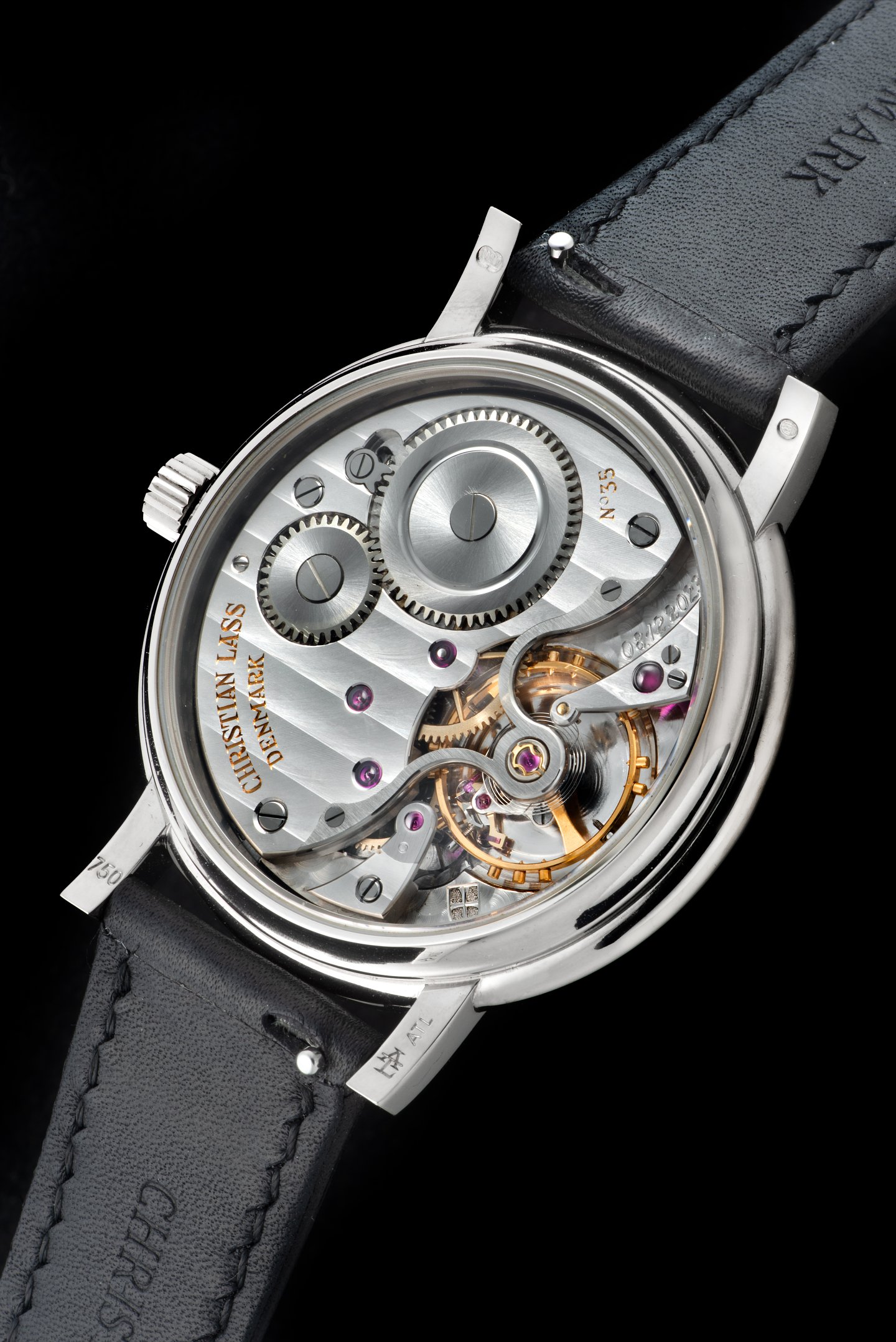 過去と未来を調律する ― 静かに響く〈クリスチャン・ラス〉の世界