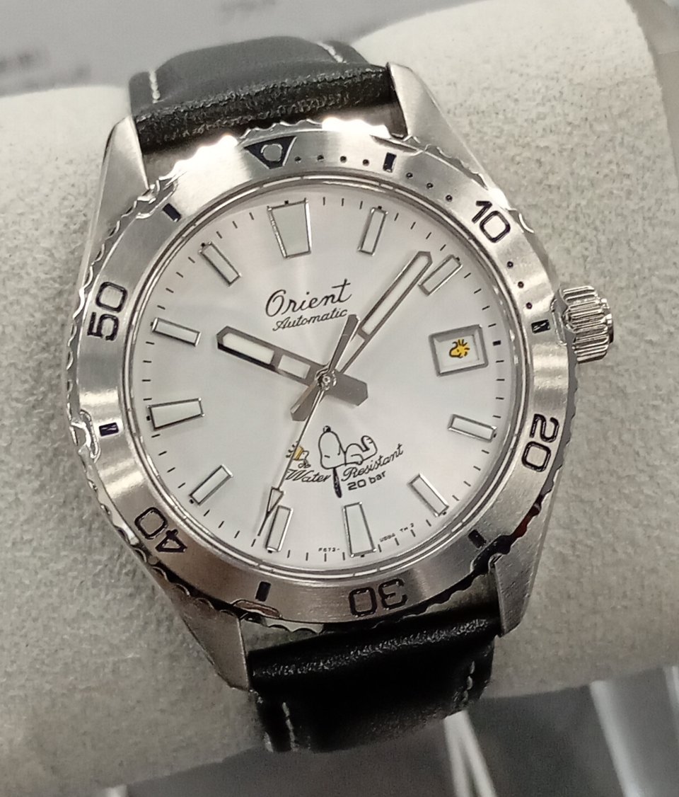 Massanjer】 Orient 75周年記念 スヌーピー オリエント 寝そべる