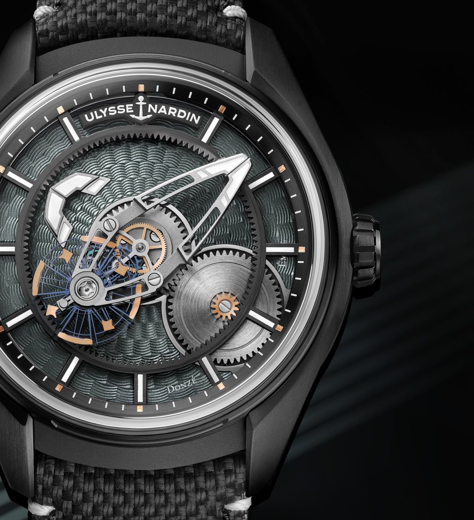 ユリス・ナルダン、 25本の日本限定モデル「フリークX グレー エナメル